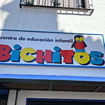 Diseño gráfico de cartel para la escuela infantil Bichitos